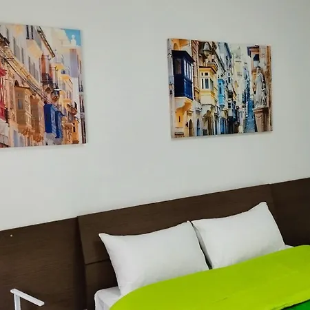 Hampton Court, Block C, N.2 アパート セント・ポールズ・ベイ